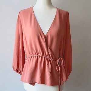 Notes du nord wrap peach blouse